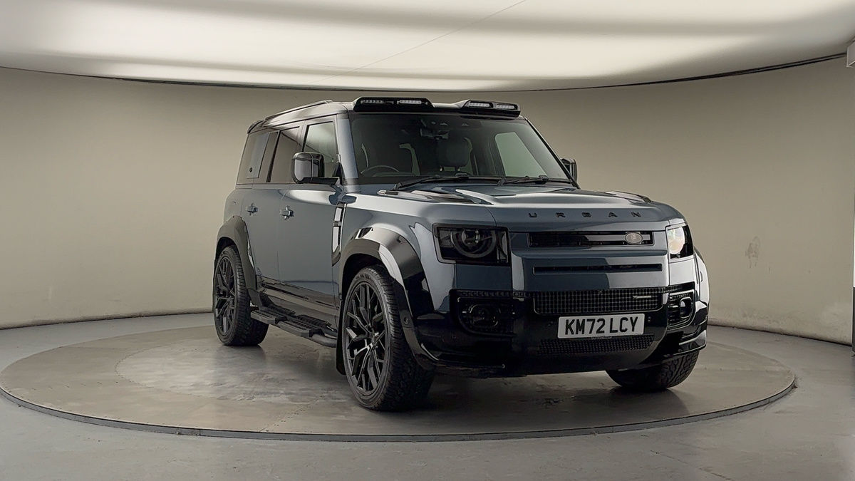 More views of Land Rover Defender 110