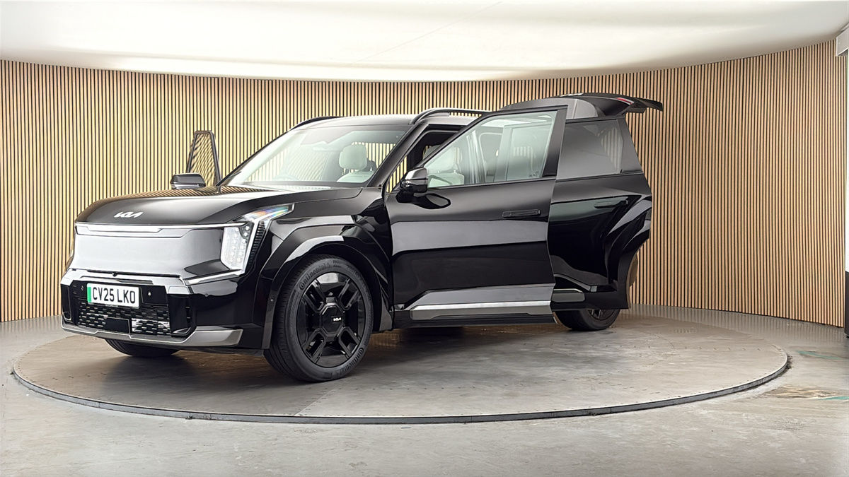 More views of Kia EV9