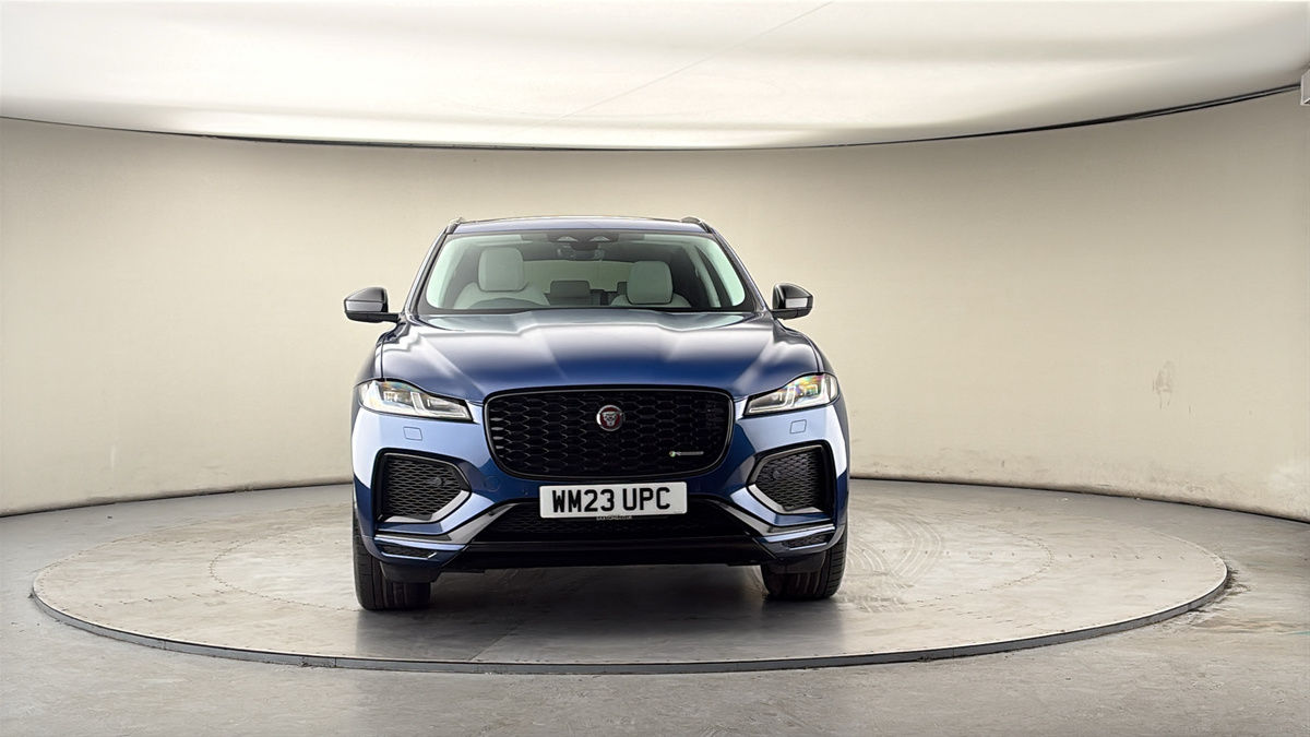 More views of Jaguar F-PACE