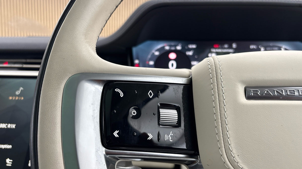 Land Rover Range Rover Image 13