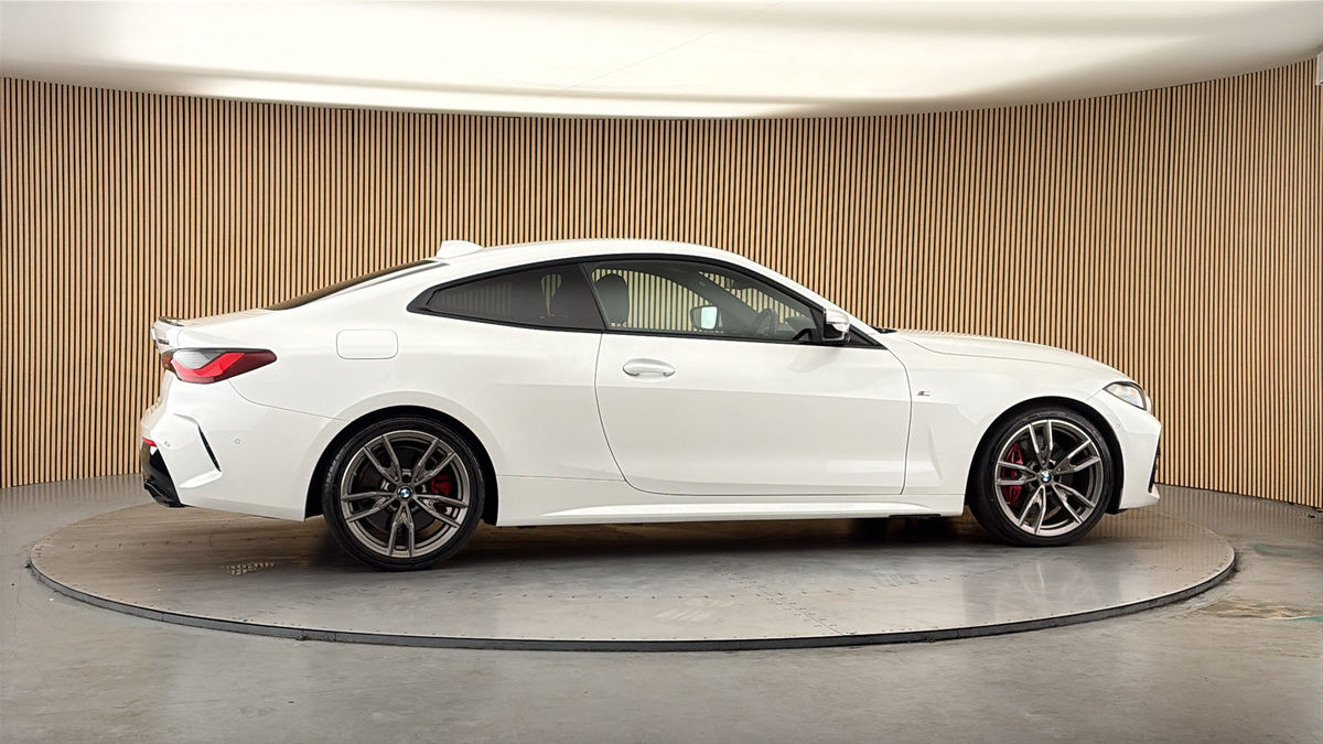 More views of BMW 4 Series