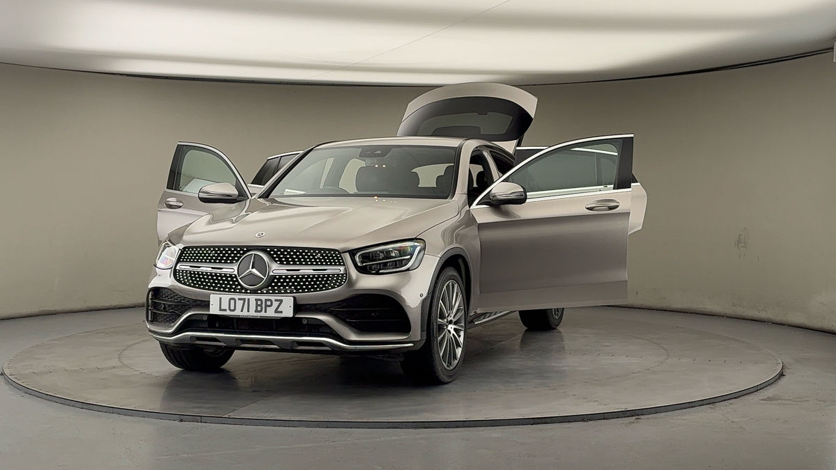 More views of Mercedes-Benz GLC