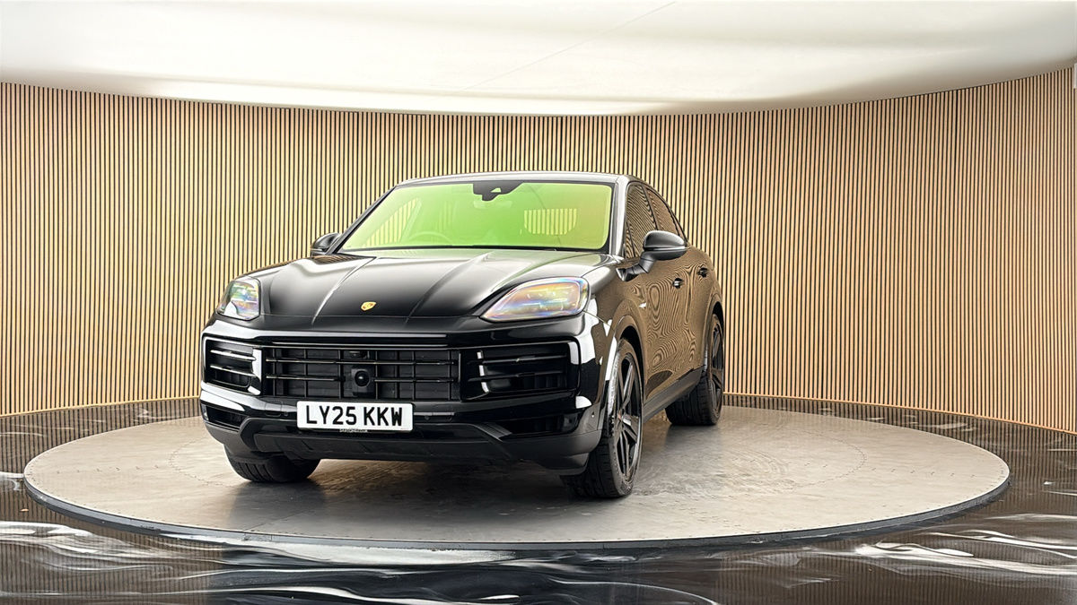 More views of Porsche Cayenne