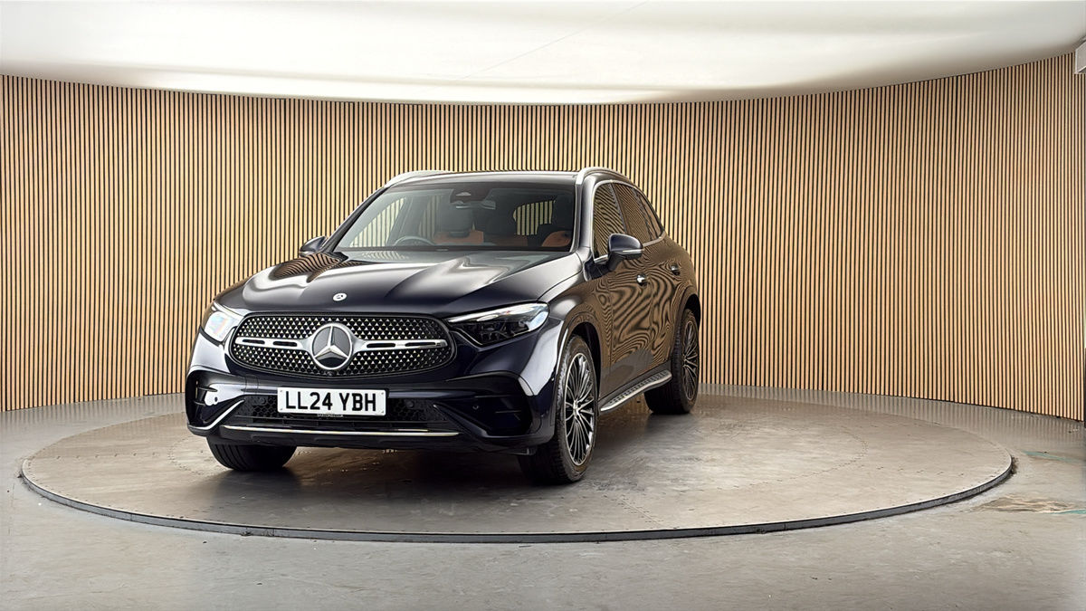 More views of Mercedes-Benz GLC