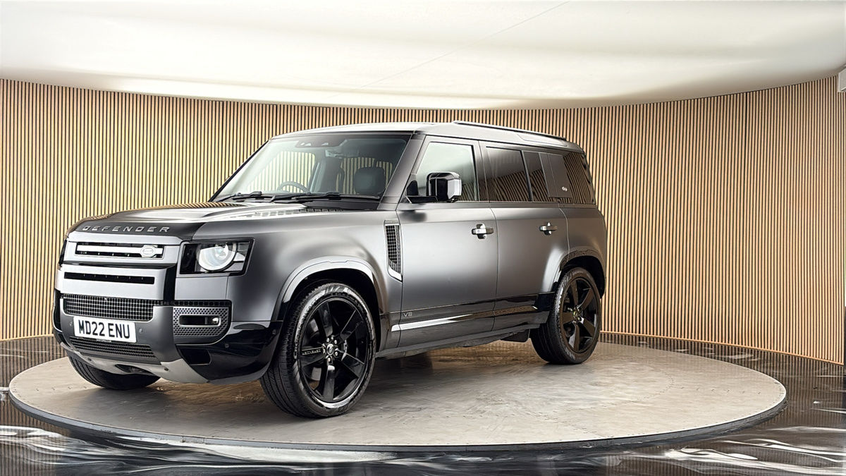 More views of Land Rover Defender 110