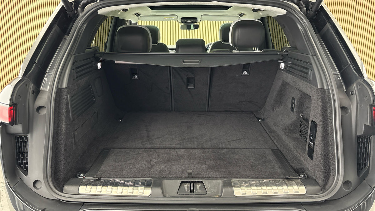 Land Rover Range Rover Sport Image 11