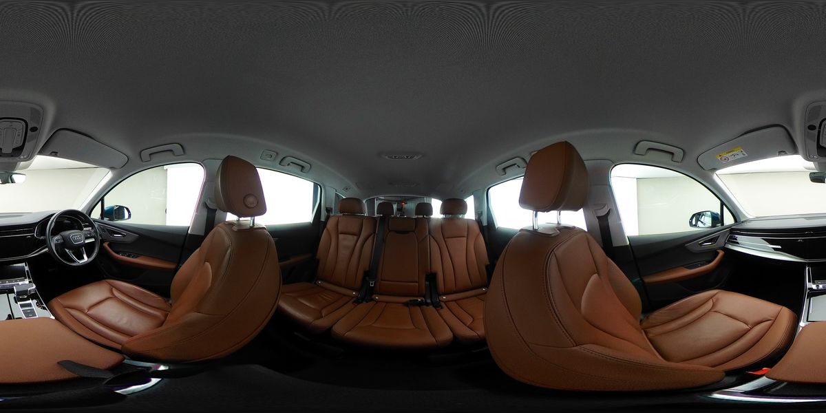 More views of Audi Q7