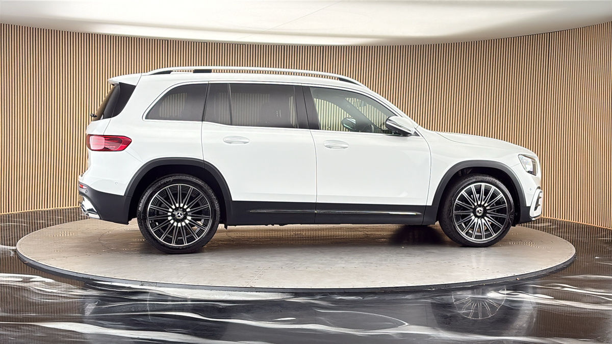More views of Mercedes-Benz GLB