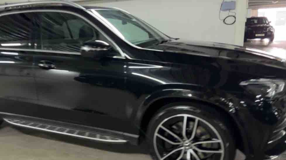More views of Mercedes-Benz GLE