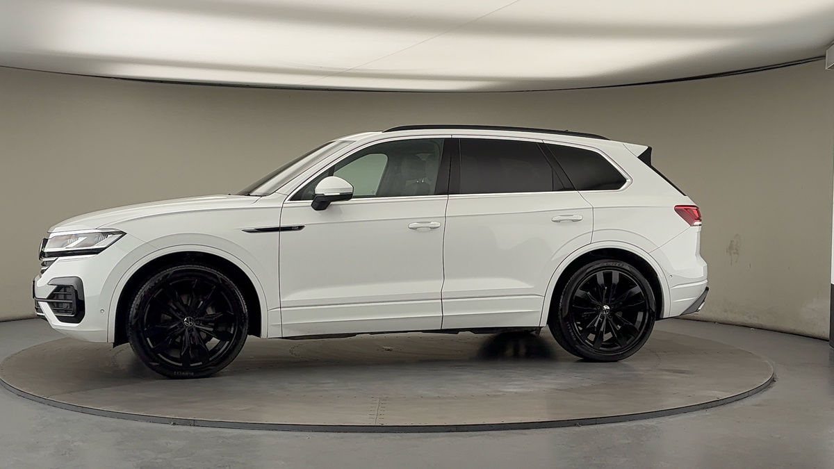 More views of Volkswagen Touareg