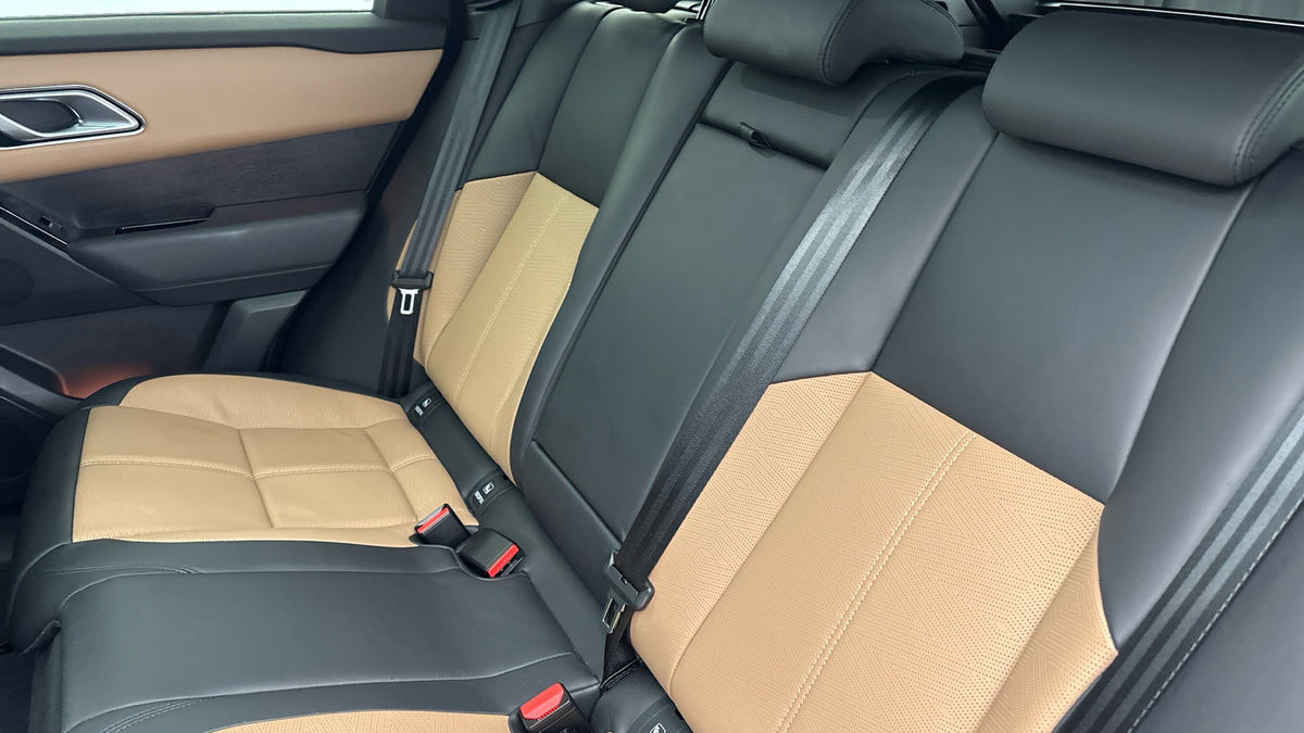 Land Rover Range Rover Velar Image 8