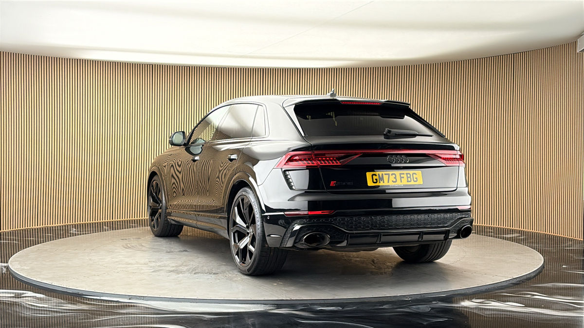 More views of Audi RSQ8