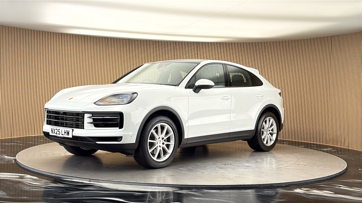 Porsche Cayenne Image 20