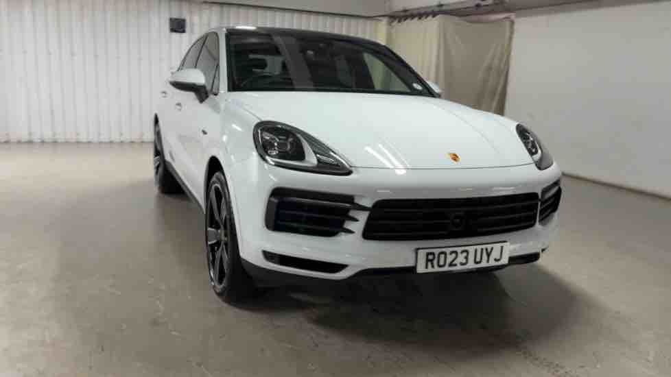 More views of Porsche Cayenne