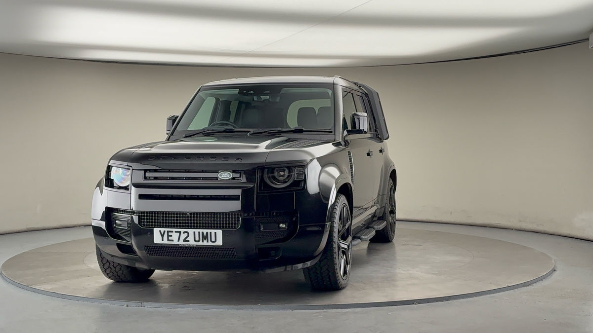 More views of Land Rover Defender 110