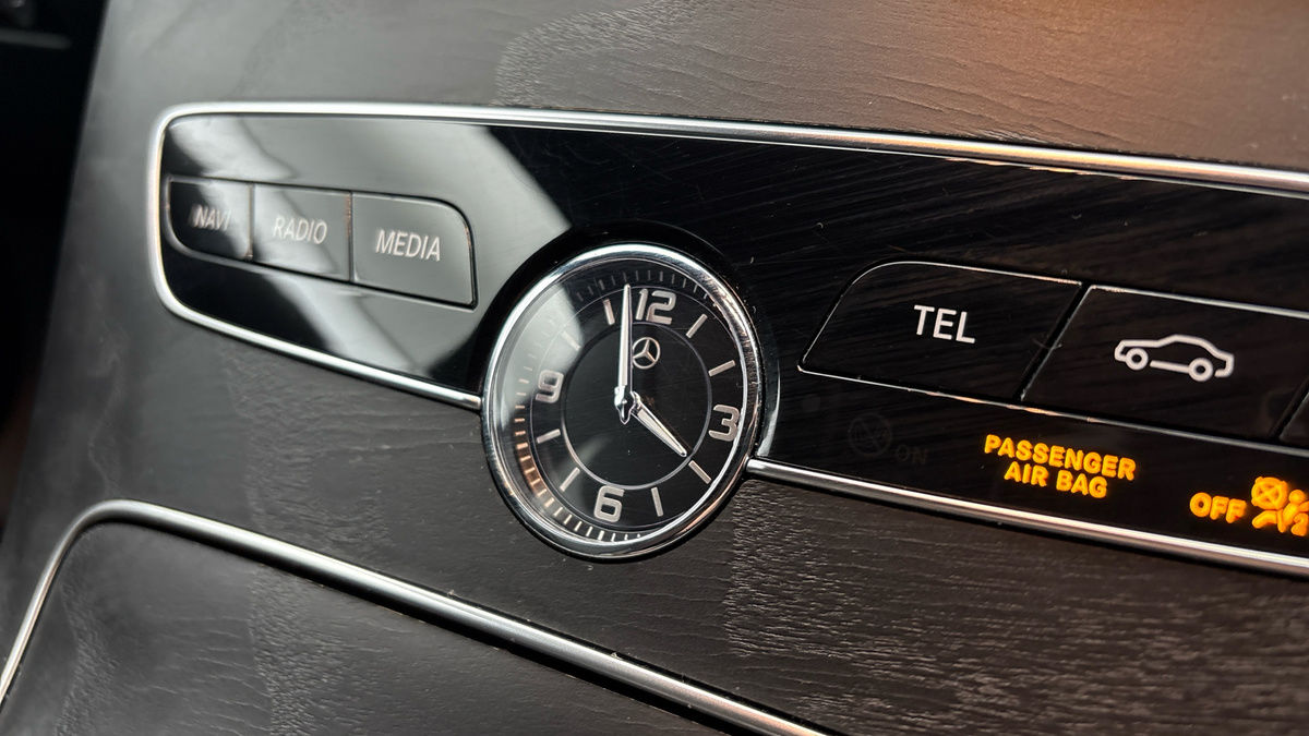 Mercedes-Benz C Class Image 6