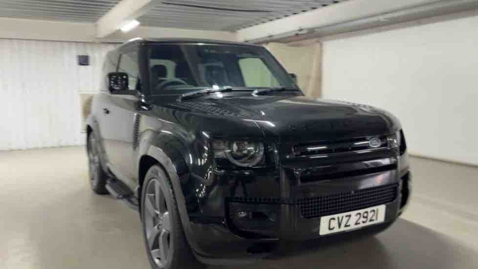 More views of Land Rover Defender 90