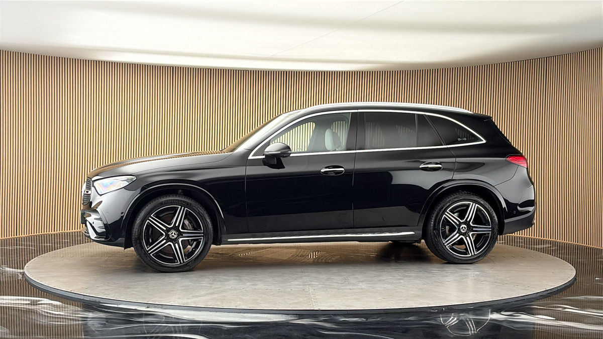More views of Mercedes-Benz GLC