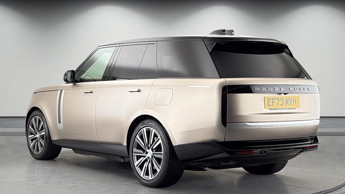 Land Rover Range Rover Image 2
