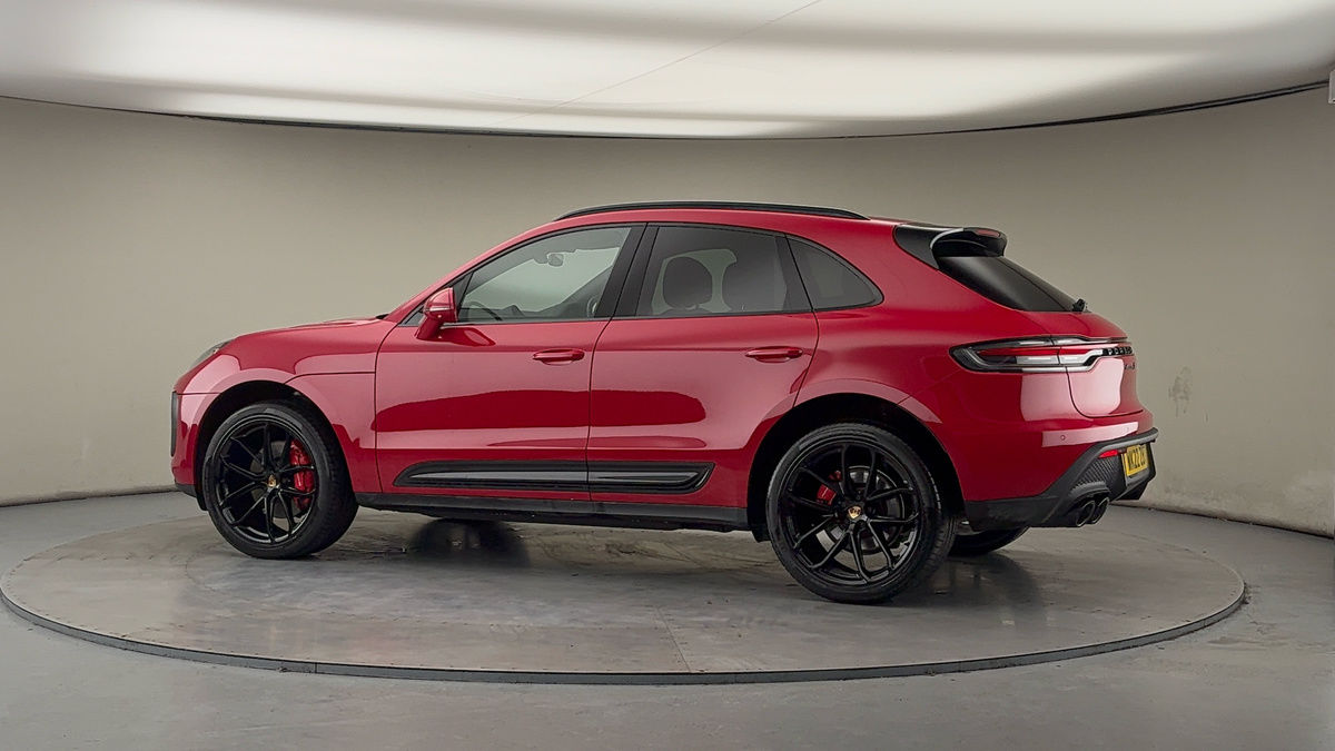 More views of Porsche Macan