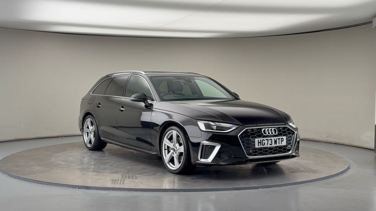 Audi A4 Avant Sticky Header Image
