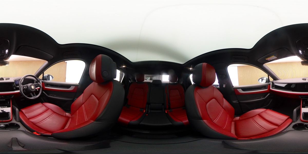 More views of Porsche Cayenne