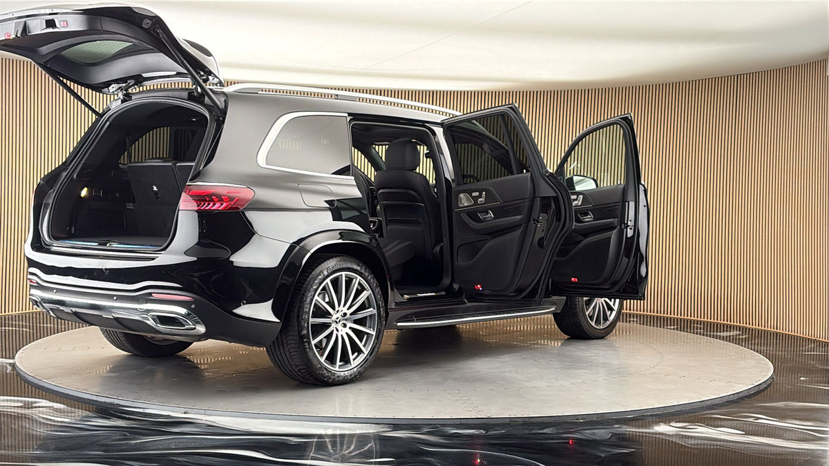 More views of Mercedes-Benz GLS
