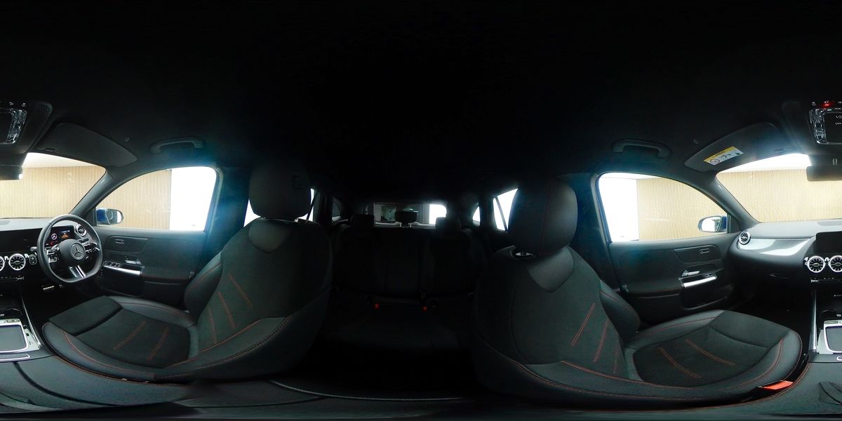 More views of Mercedes-Benz GLA