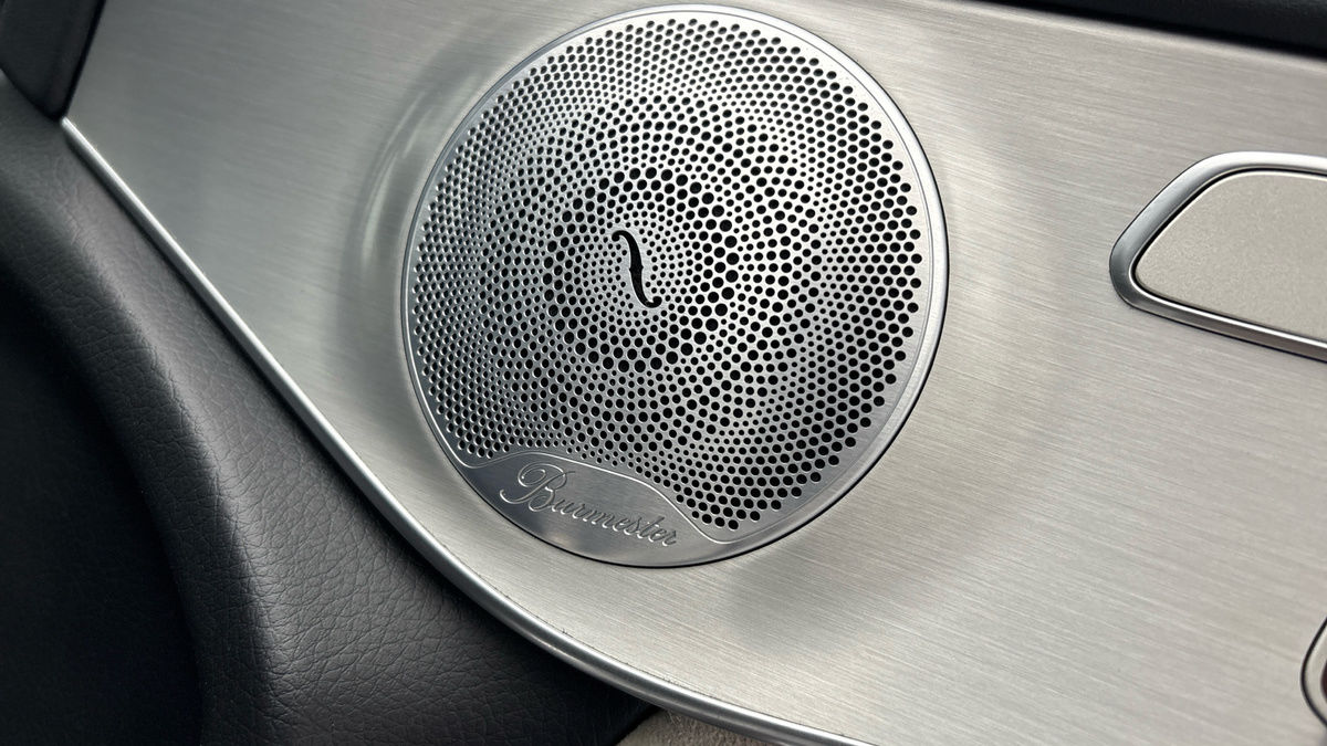 Mercedes-Benz GLC Image 30