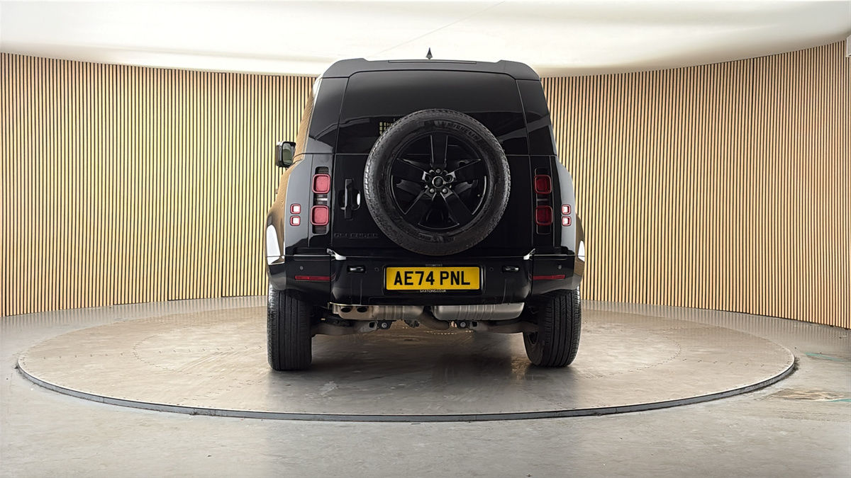 More views of Land Rover Defender 90