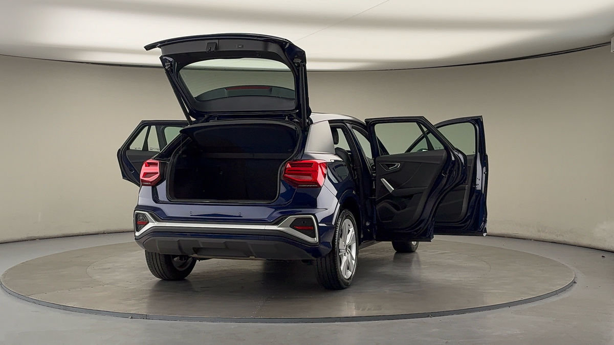 More views of Audi Q2