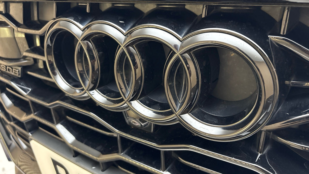 Audi RSQ8 Image 56