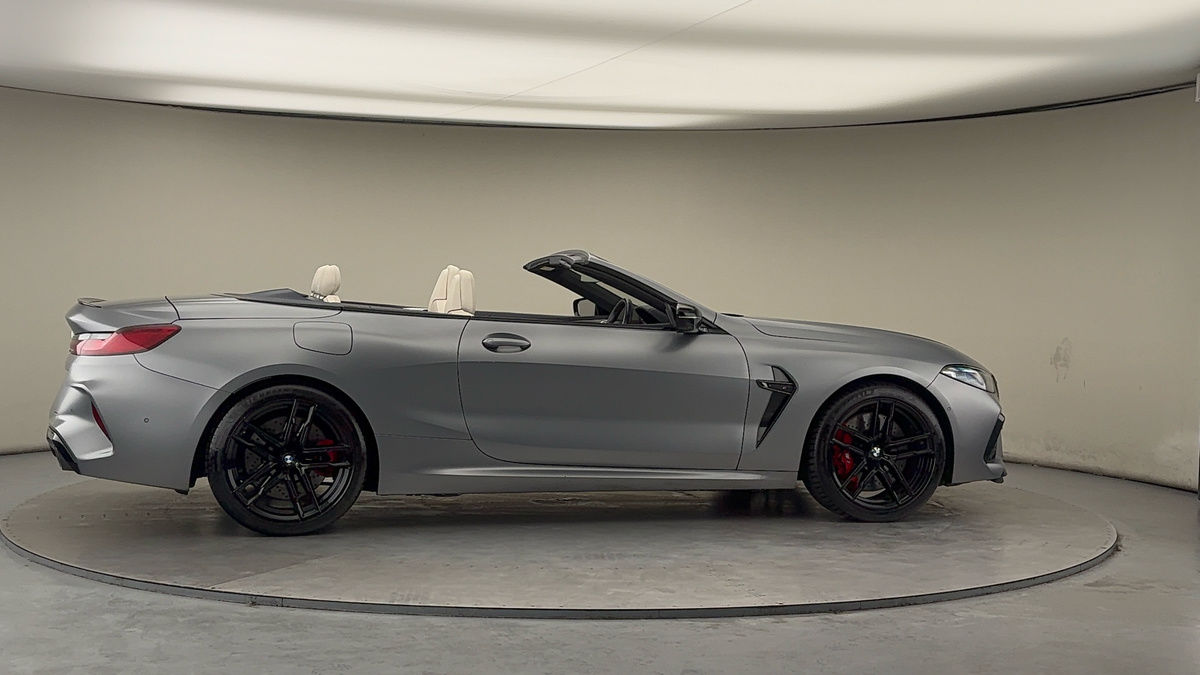 More views of BMW M8