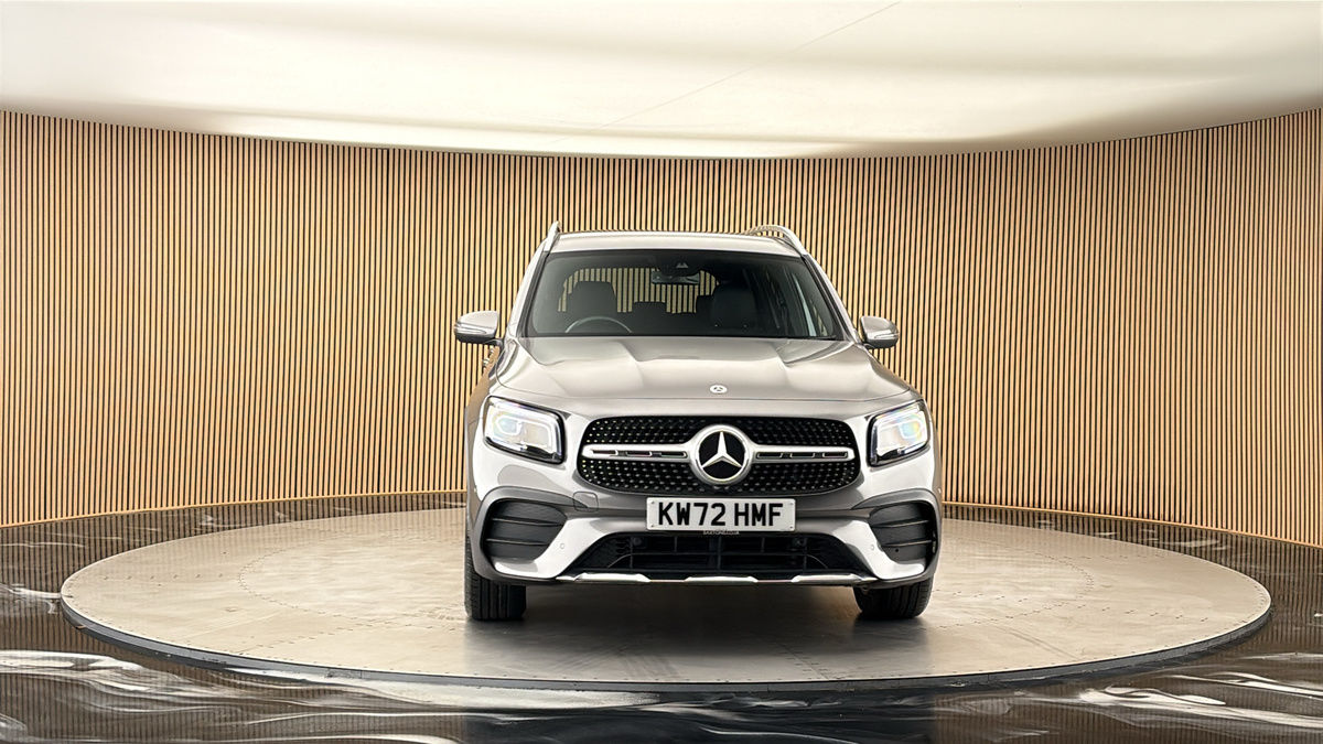 More views of Mercedes-Benz GLB