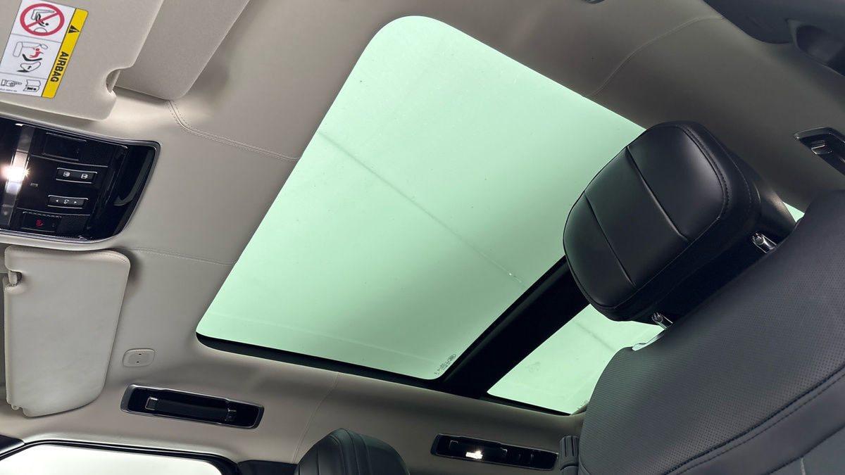Land Rover Range Rover Image 6