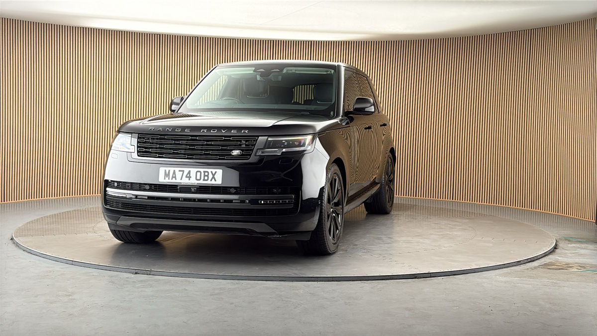 More views of Land Rover Range Rover