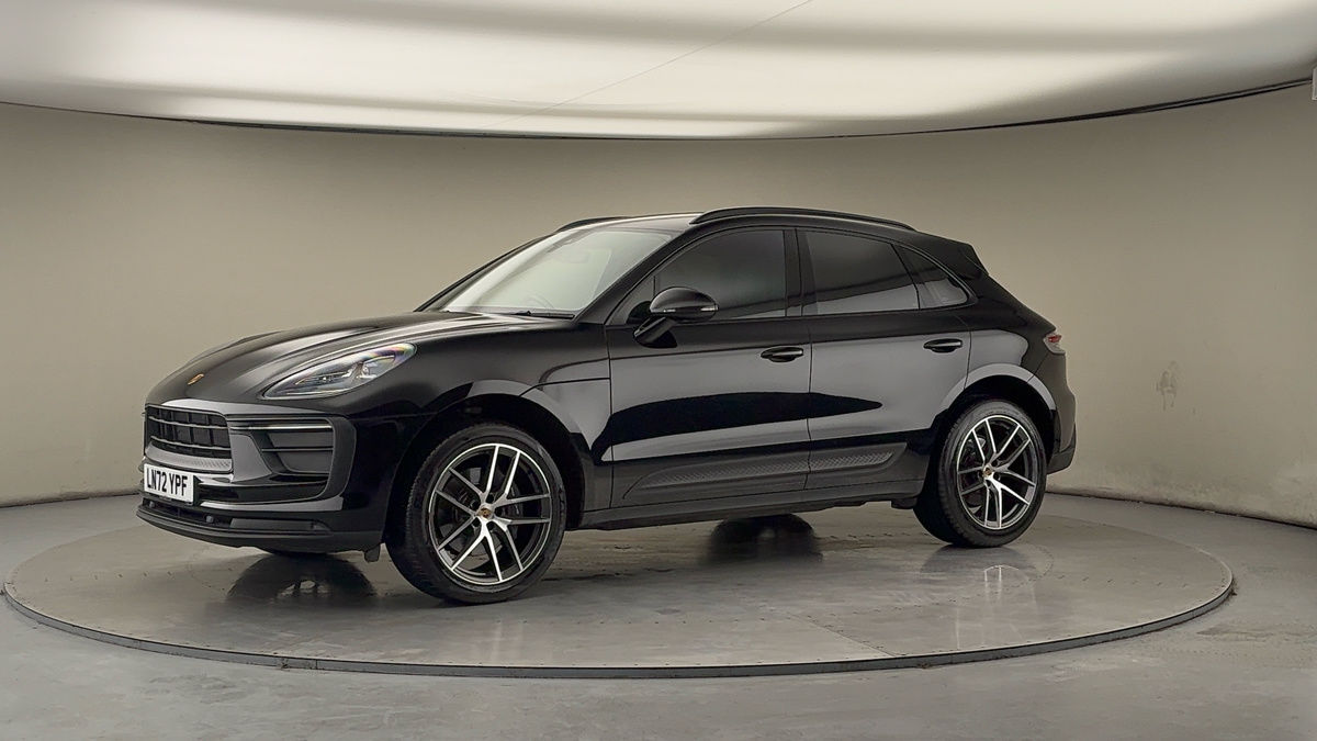 More views of Porsche Macan
