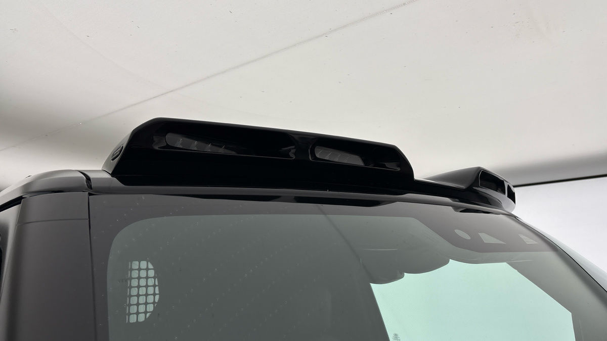 Land Rover Defender 90 Urban Image 9