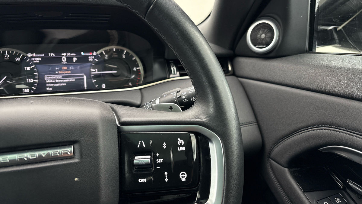 Land Rover Range Rover Evoque Image 14