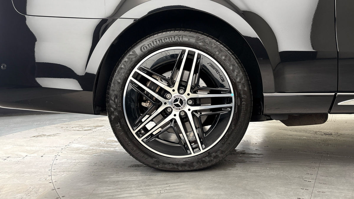 Mercedes-Benz V Class Image 10