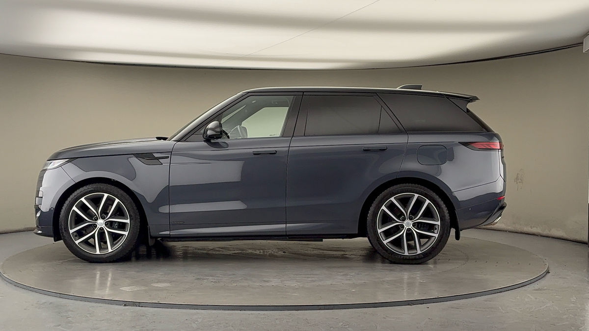 Land Rover Range Rover Sport Image 15