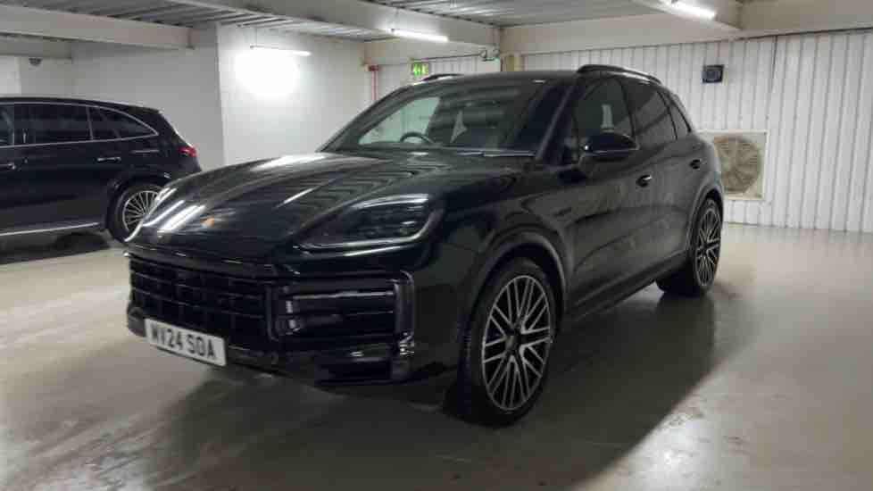 More views of Porsche Cayenne
