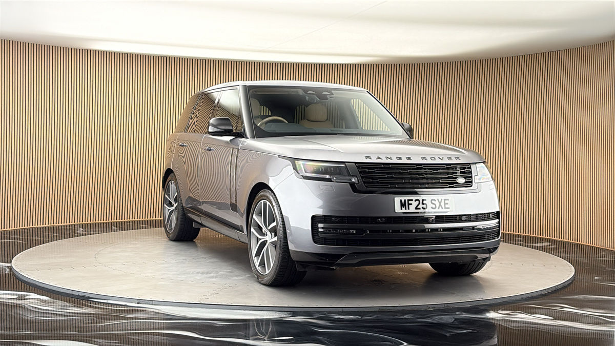 More views of Land Rover Range Rover