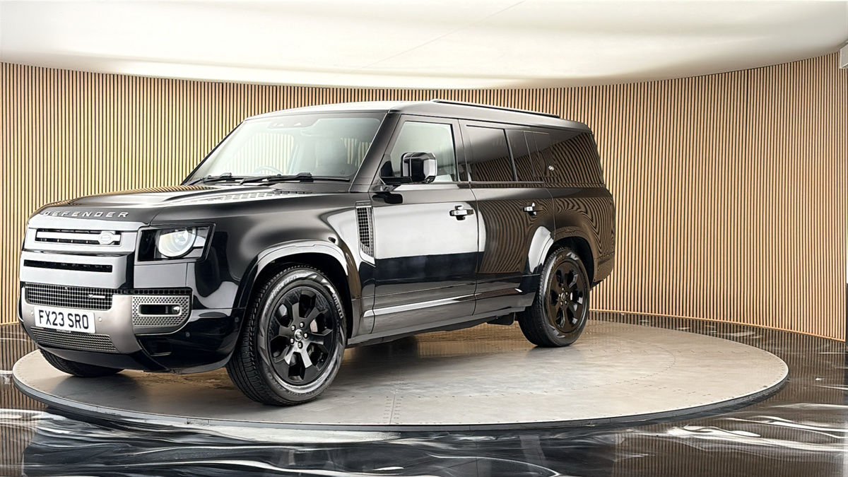 More views of Land Rover Defender 130