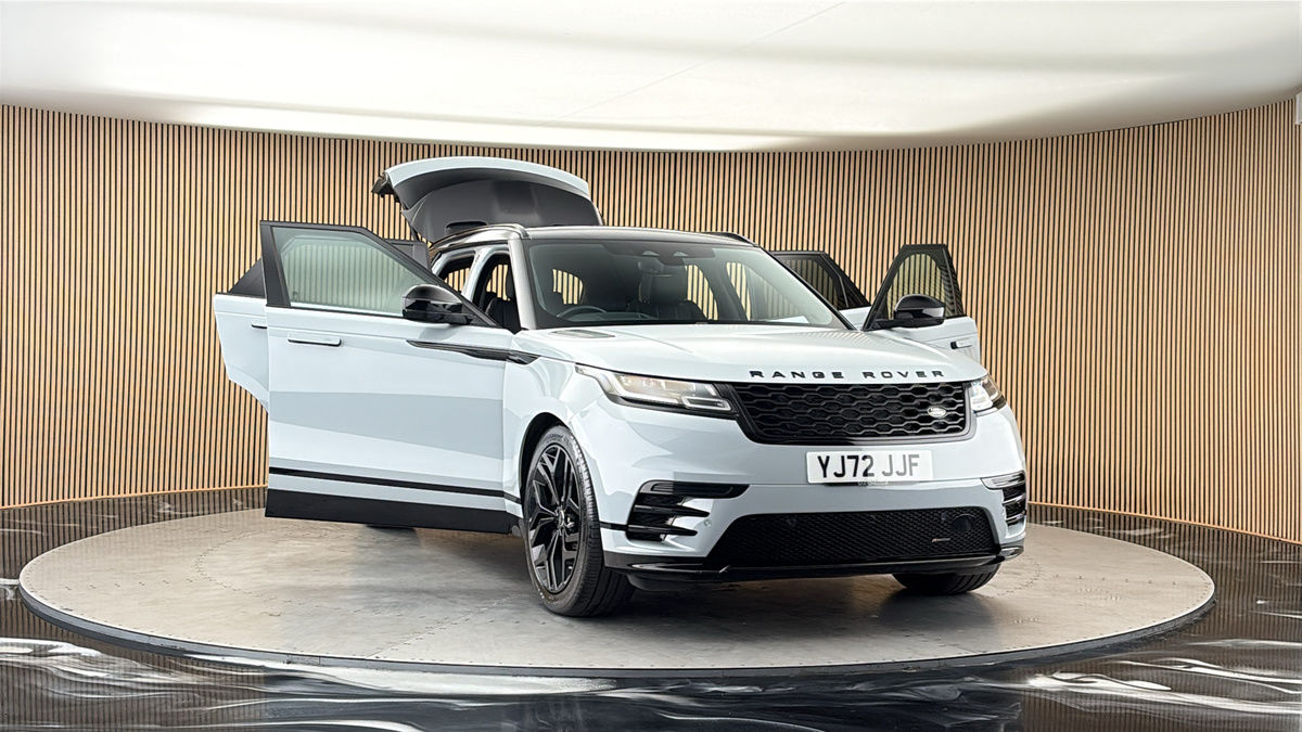 More views of Land Rover Range Rover Velar
