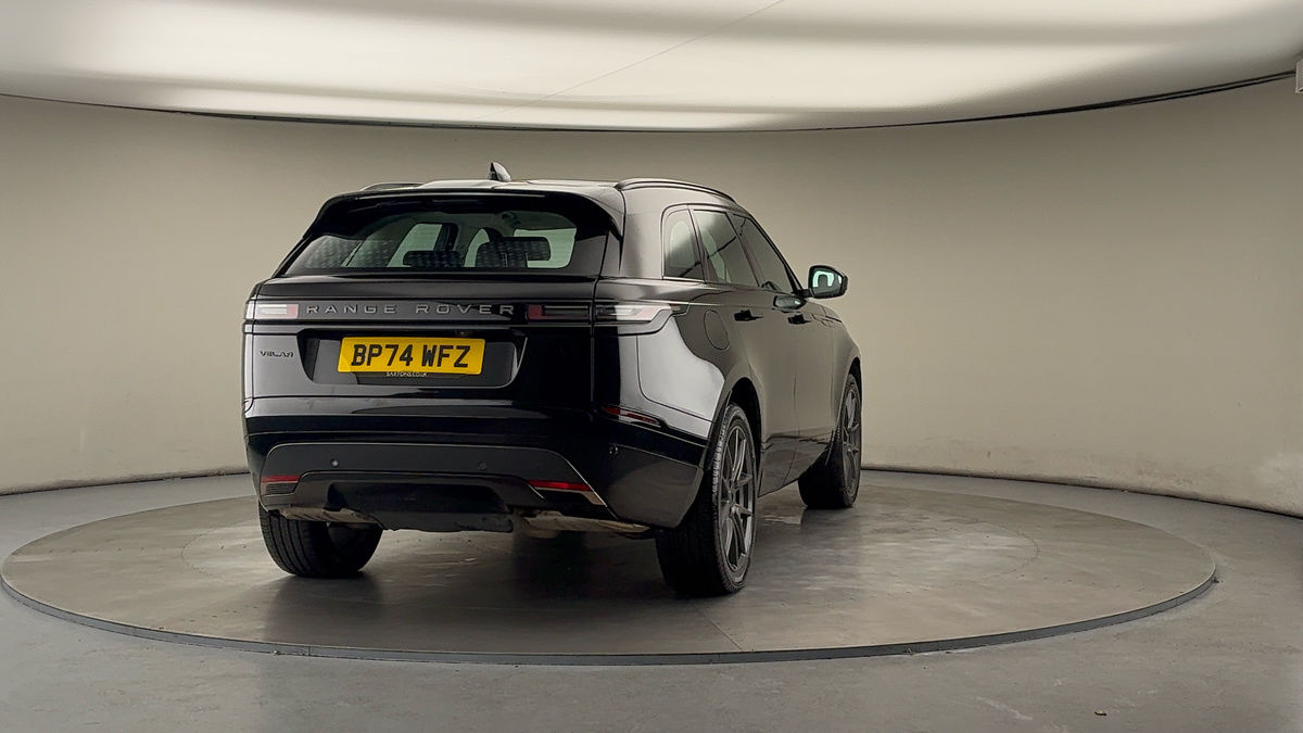 More views of Land Rover Range Rover Velar