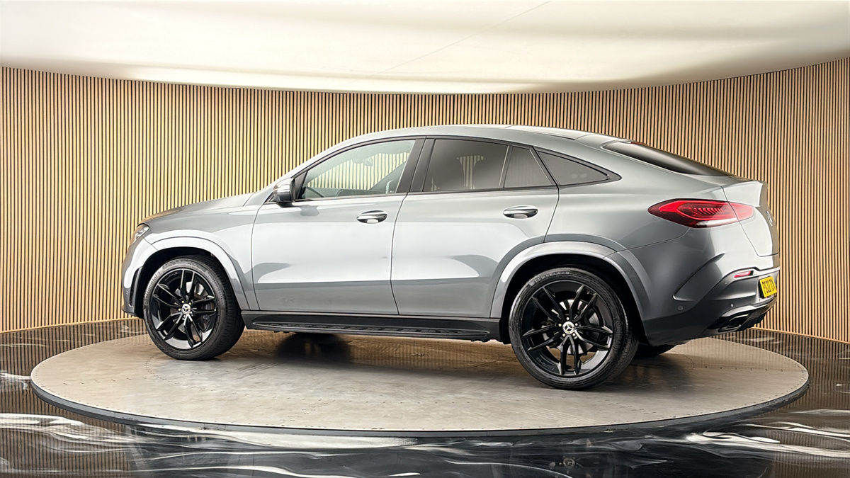 More views of Mercedes-Benz GLE