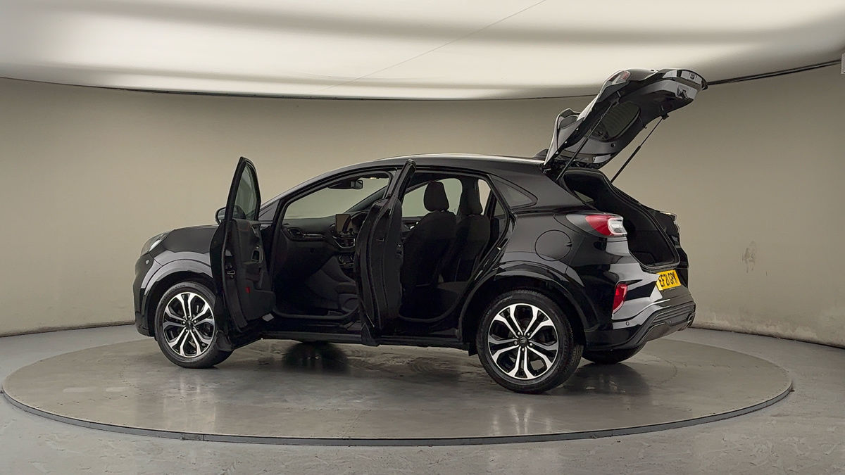 More views of Ford Puma