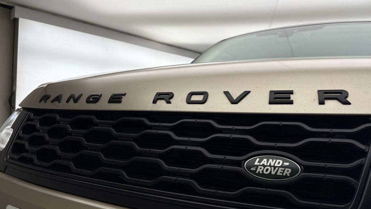 Land Rover Range Rover Sport Image 24