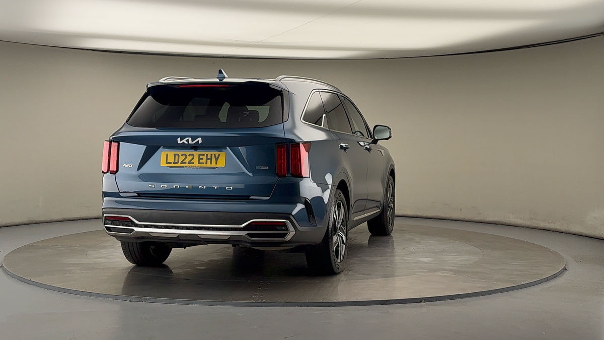 More views of Kia Sorento